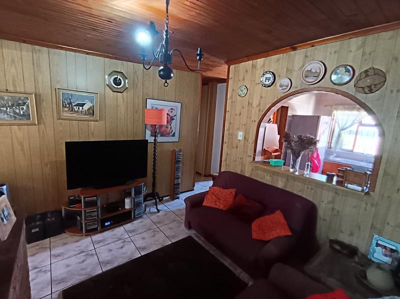 3 Bedroom Property for Sale in Groenvallei Western Cape
